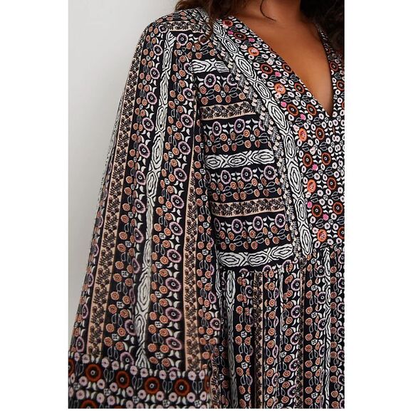 Anthropologie Mauve Boho Floral Print V-Neck Tunic Dress with Embroidered Detail - Picture 3 of 7